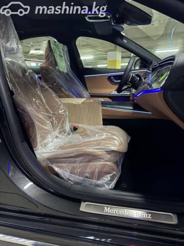 Mercedes-Benz E-Класс VI (W214, S214) 300 2.0 AT 4WD