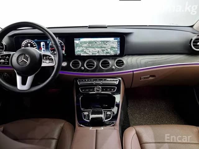 Mercedes-Benz E-Класс V (W213, S213, C238) 300 2.0 AT 4WD