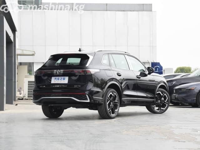 Volkswagen Tiguan III (China Market) 2.0 AMT