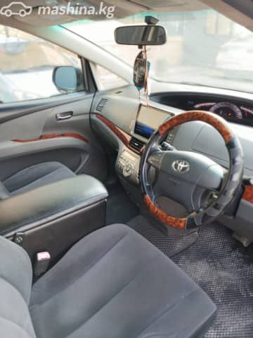 Toyota Estima III Рестайлинг 2.4 CVT