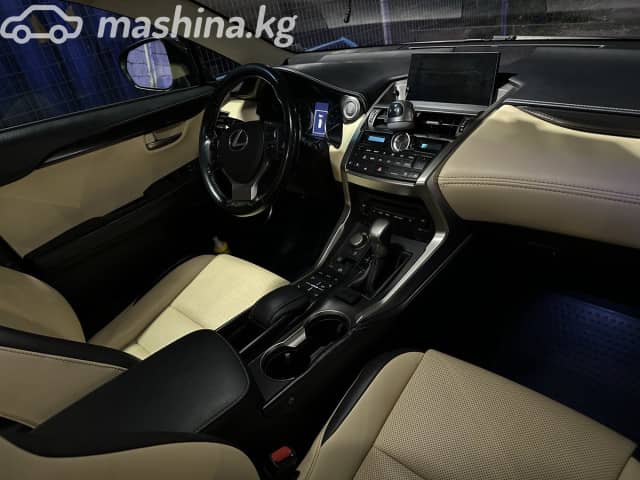 Lexus NX I 200t 2.0 AT 4WD