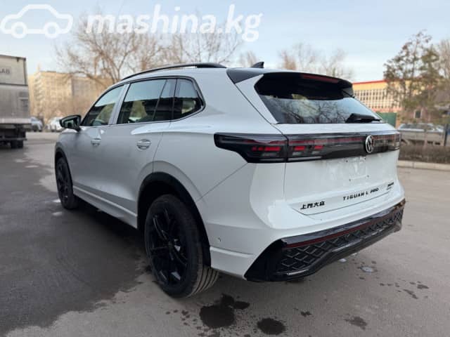 Volkswagen Tiguan III (China Market) 2.0 AMT 4WD