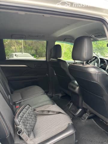 Toyota Highlander III (U50) Рестайлинг 3.5 AT