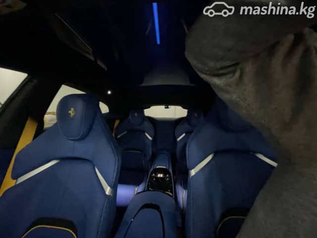 Ferrari Purosangue 6.5 AMT 4WD