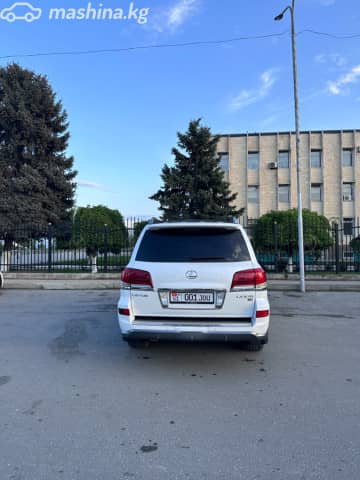Lexus LX III 570 5.7 AT 4WD