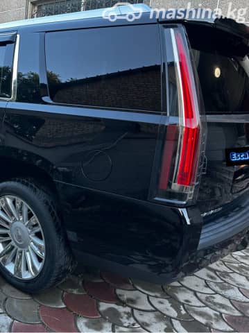 Cadillac Escalade IV 6.2 AT 4WD