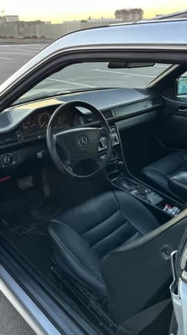 Mercedes-Benz E-Класс I (W124) 320 5-speed 3.2 AT