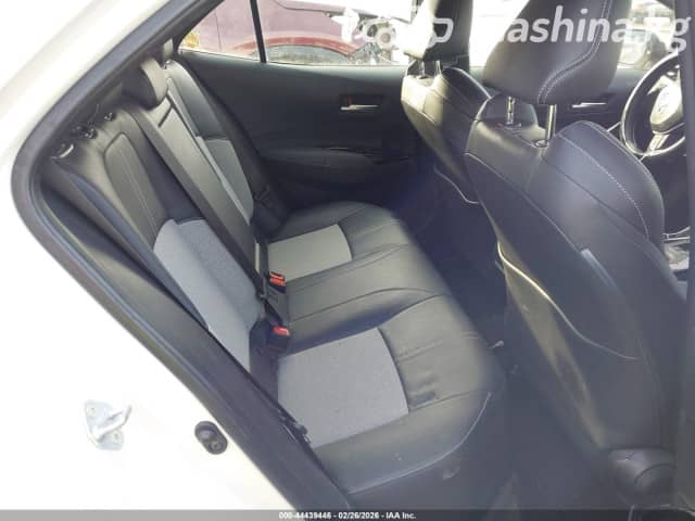 Toyota Corolla XII (E210) 2.0 CVT