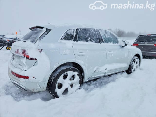 Audi Q5 II (FY) Рестайлинг 45 TFSI 2.0 AMT 4WD