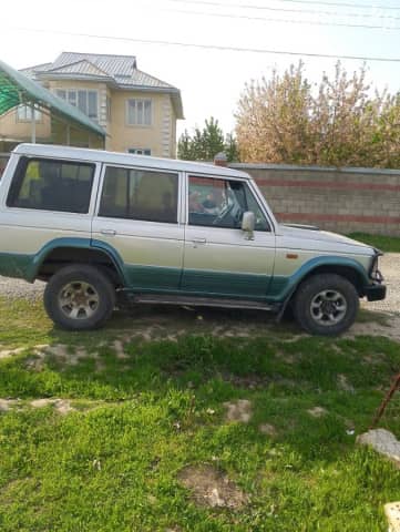 Hyundai Galloper 2.5d MT 4WD