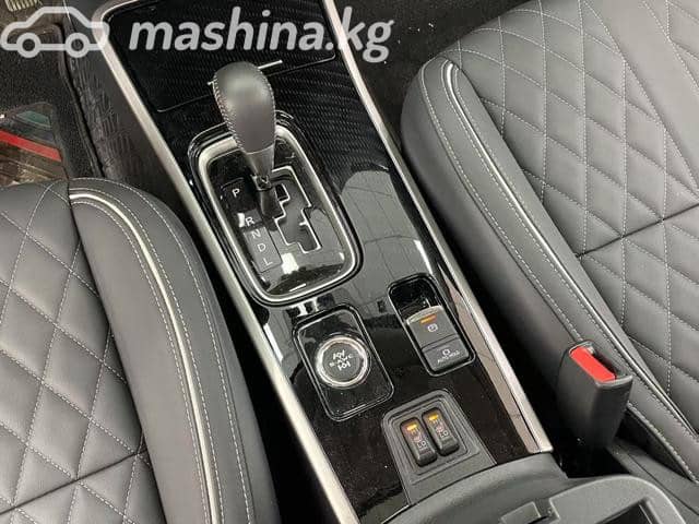 Mitsubishi Outlander IV 2.5 CVT 4WD