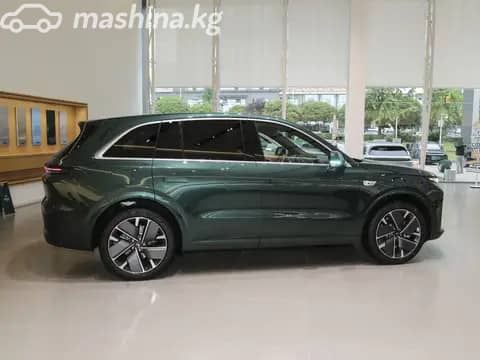 LiXiang L6 1.5hyb AT 4WD