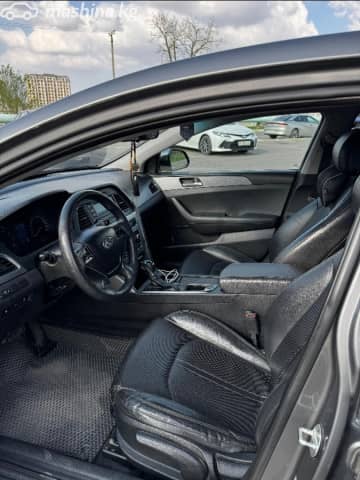 Hyundai Sonata VII (LF) LPi 2.0 AT
