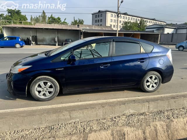 Toyota Prius III Рестайлинг (XW30) 1.8hyb AT