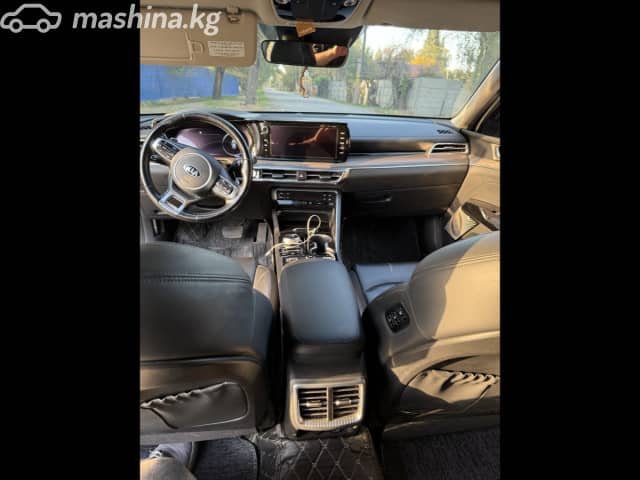 Kia K5 III 2.0 AT