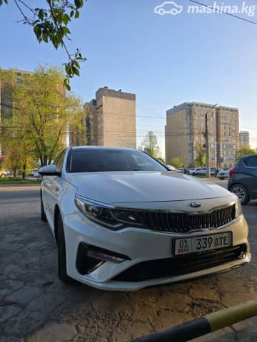 Kia K5 II 2.0 AT