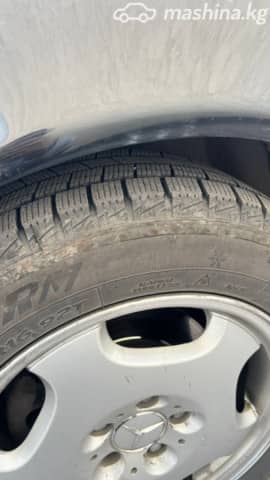 Mercedes-Benz E-Класс II (W210, S210) Рестайлинг 240 2.6 AT