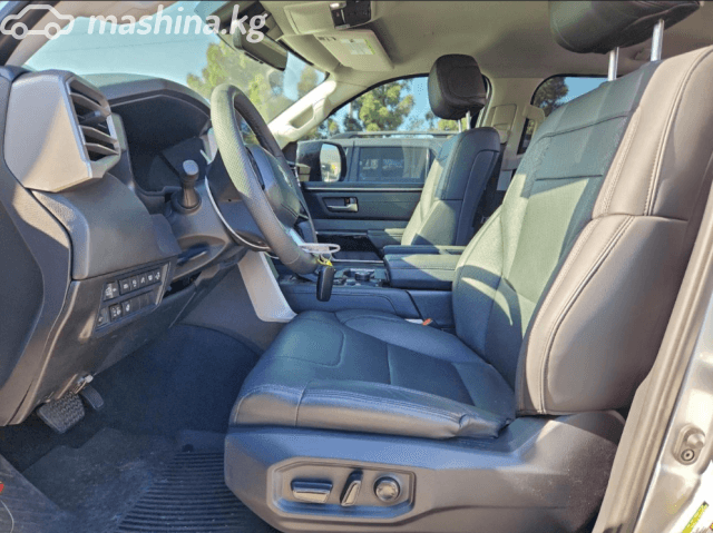 Toyota Tundra III CrewMax 3.5 AT 4WD