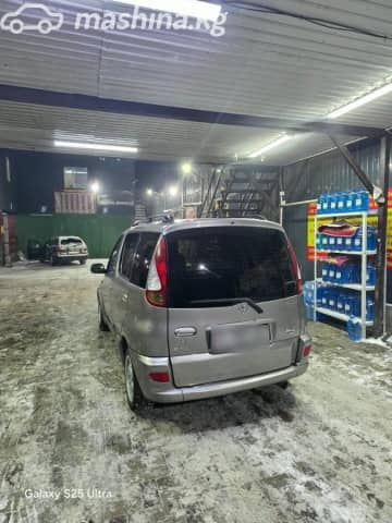 Toyota Yaris Verso 1.3 MT