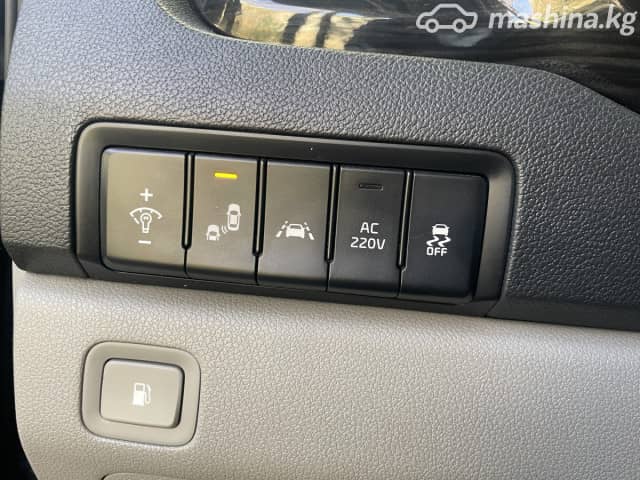 Kia Carnival III 3.3 AT