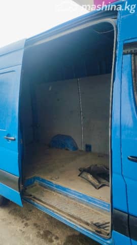 Mercedes-Benz Фургон (4х2)