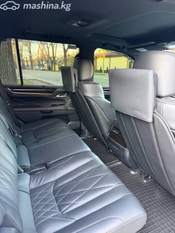 Lexus LX III Рестайлинг 2 570 5.7 AT 4WD