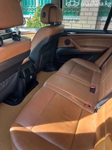 BMW X5 II (E70) 30i 3.0 AT 4WD