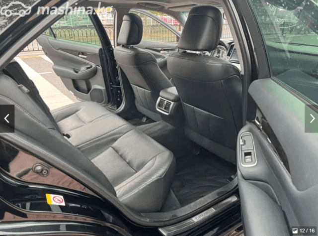 Toyota Crown XV (S220) 2.0 AT