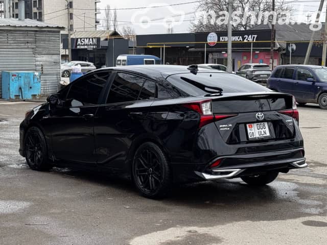 Toyota Prius IV Рестайлинг (XW50) 1.8hyb AT 4WD