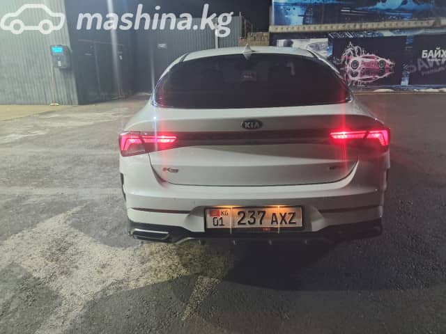 Kia K5 III 2.0hyb AT