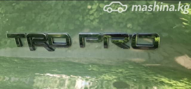 Toyota Sequoia II Рестайлинг 5.7 AT 4WD