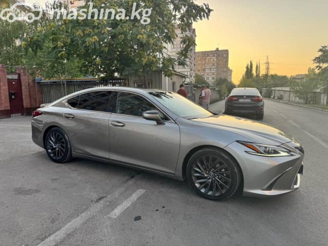 Lexus ES VII 300h 2.5hyb CVT