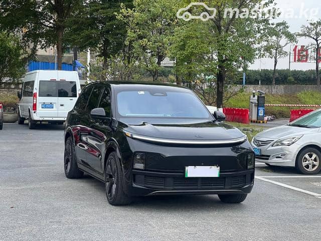 LiXiang L9 Max 1.5hyb AT 4WD