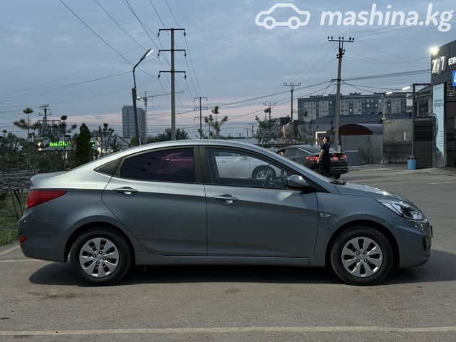 Hyundai Accent IV 1.4 AT