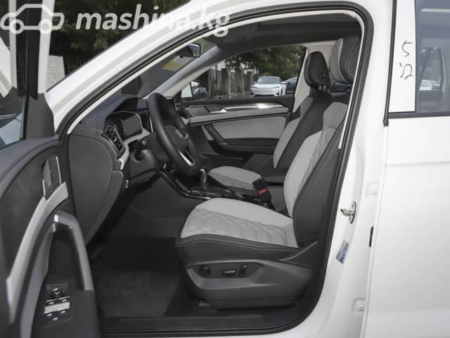 Volkswagen Tharu XR 1.5 AT