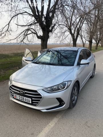 Hyundai Avante VI 1.6 AT