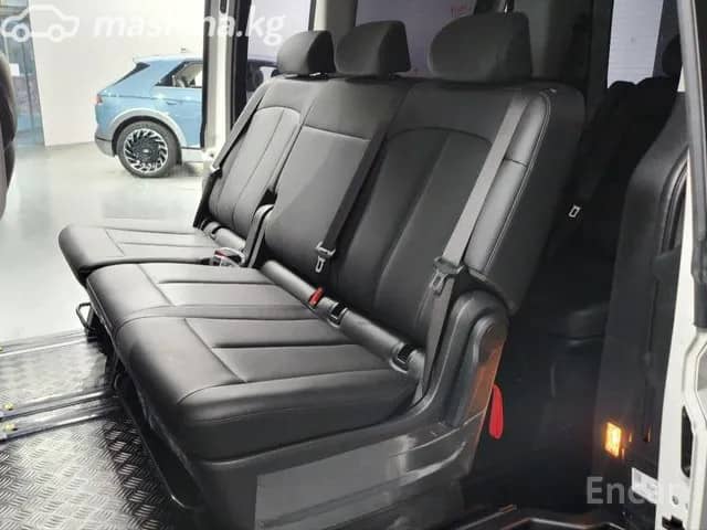Hyundai Staria 1.6hyb AT