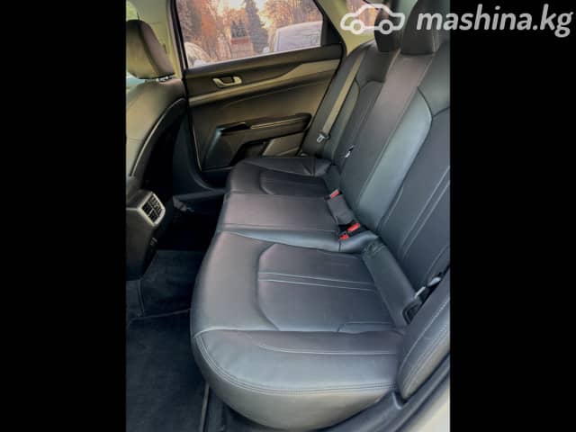 Kia K5 III 2.0hyb AT