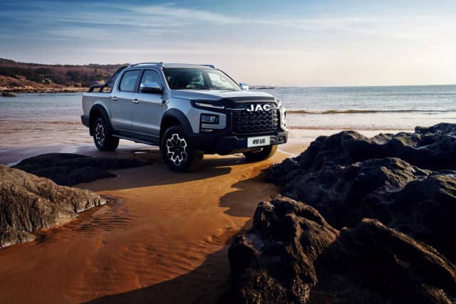JAC T9 Hunter 2.0 AT 4WD
