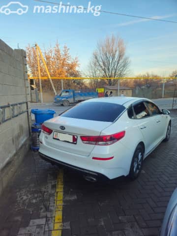 Kia K5 II 2.0 AT