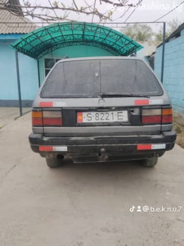 Volkswagen Passat B3 1.8 MT
