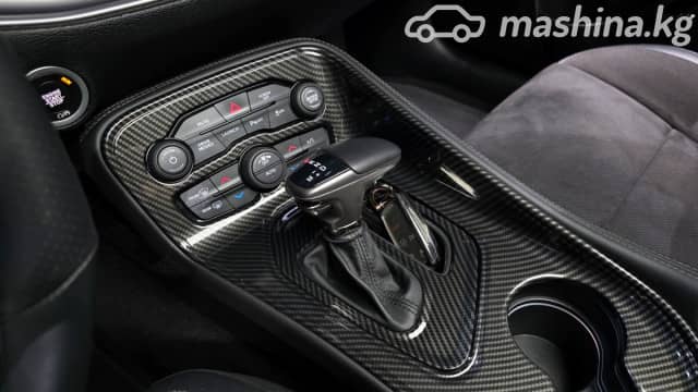 Dodge Challenger III Рестайлинг 2 6.4 AT