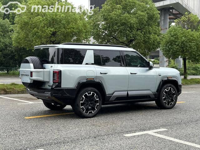 BYD FangChengBao Leopard 8 2.0hyb AT 4WD