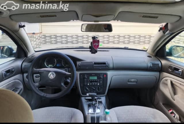 Volkswagen Passat B5 Рестайлинг 1.8 AT