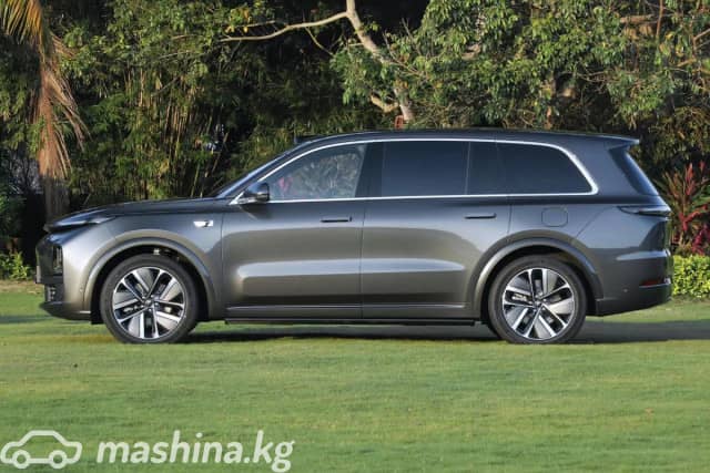 LiXiang L9 Рестайлинг 1.5hyb AT 4WD