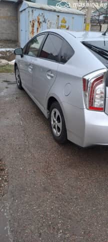Toyota Prius III Рестайлинг (XW30) Plug-in Hybrid 1.8hyb AT