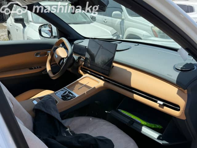 Geely Galaxy Starship 7 8.5 kWh 1.5hyb AT