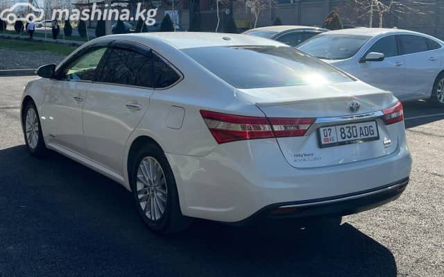 Toyota Avalon IV 2.5hyb CVT