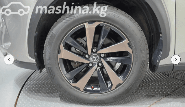 Lexus NX I Рестайлинг 300h 2.5hyb CVT 4WD