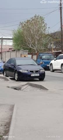 Honda Accord VII 2.0 AT